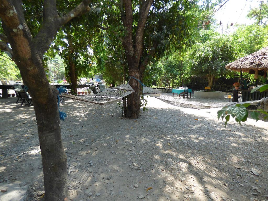 Chitwan Gaida Lodge سوراها المظهر الخارجي الصورة